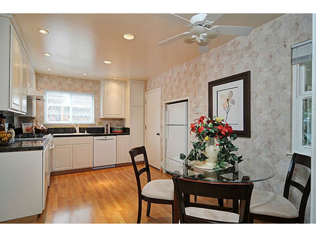 4082 Bucknall Road Campbell, CA 95008 - Photo 2 of 11 Gallery Image 2