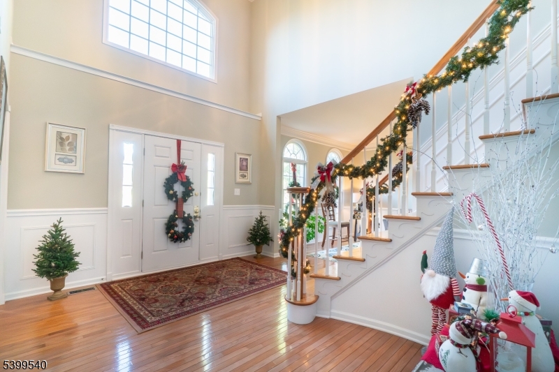 20 Riddle Court Asbury, NJ 08802 - Photo 12 of 31