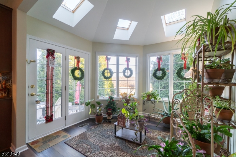 20 Riddle Court Asbury, NJ 08802 - Photo 17 of 31