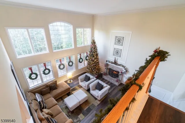 $857,570 | 20 Riddle Court, Asbury, NJ 08802