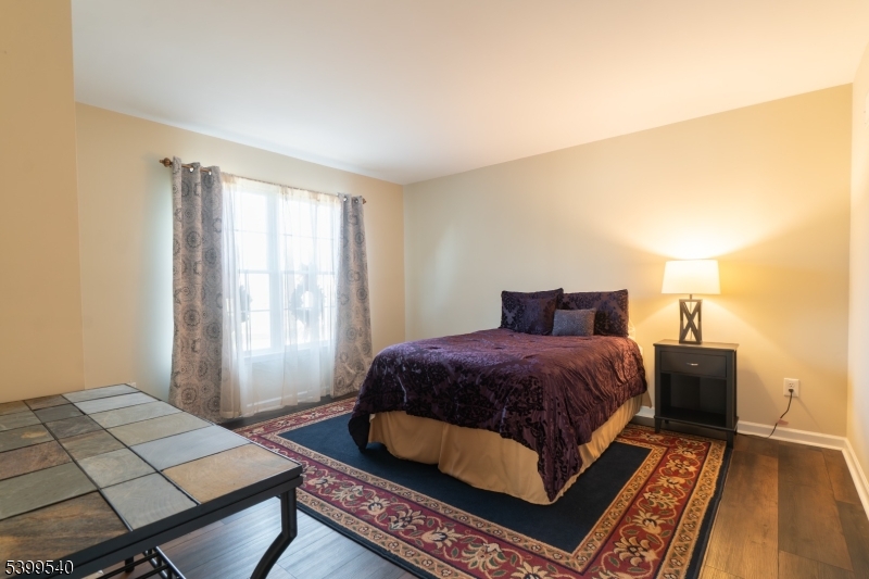 20 Riddle Court Asbury, NJ 08802 - Photo 25 of 31