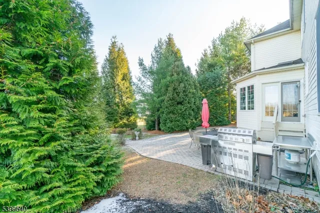 $857,570 | 20 Riddle Court, Asbury, NJ 08802