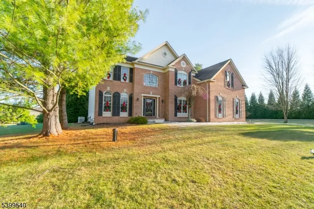 $857,570 | 20 Riddle Court, Asbury, NJ 08802