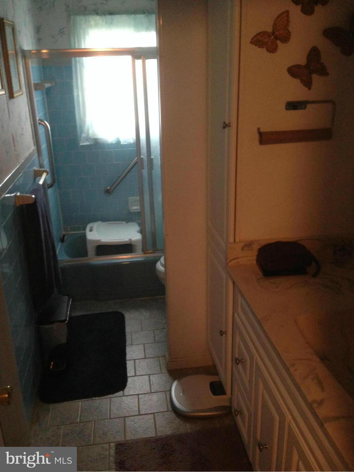 5605 Northgreen Road Baltimore, MD 21244 - Photo 8 of 24 Bath
