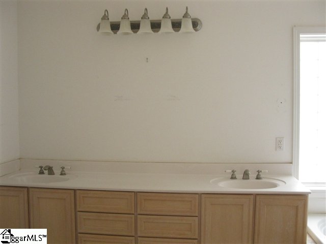 210 McKinney Road Simpsonville, SC 29681 - Photo 14 of 21 Gallery Image 14