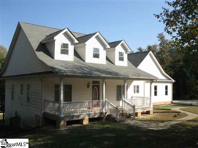 210 McKinney Road Simpsonville, SC 29681 - Photo 3 of 21 Gallery Image 3