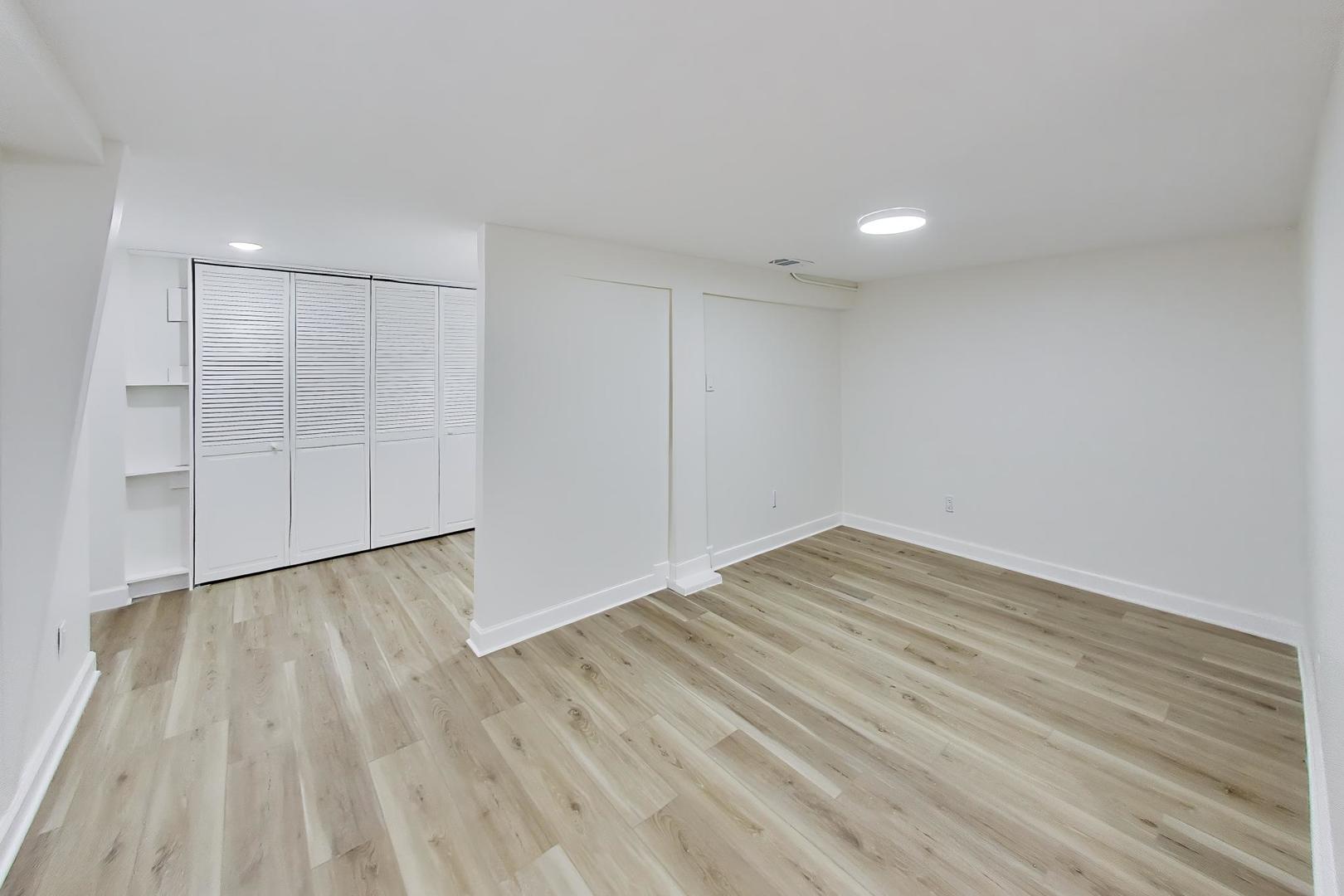3308 North Racine Avenue, Unit CH Chicago, IL 60657 - Photo 16 of 22 Gallery Image 16