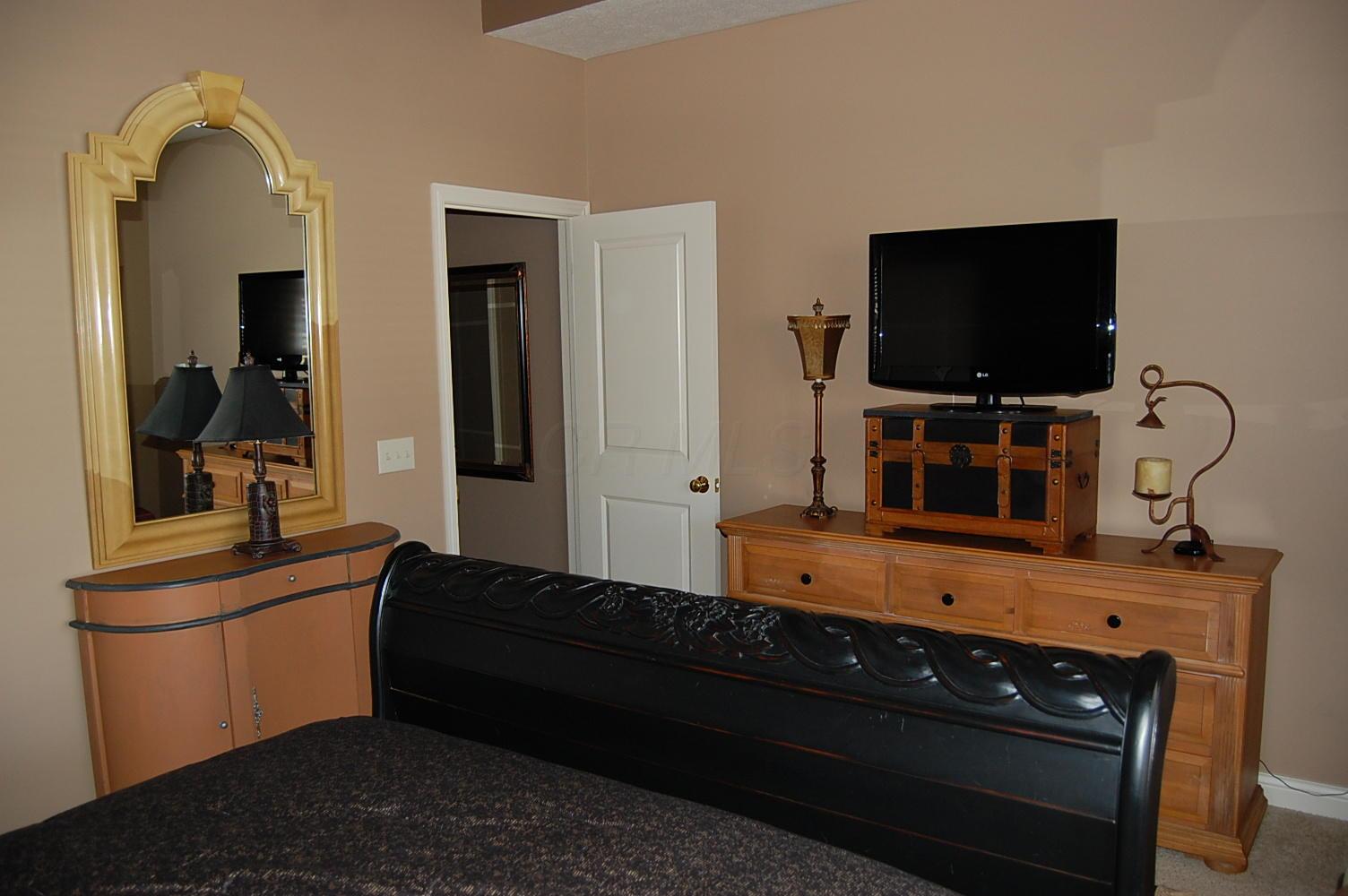 6045 Myrick Road Dublin, OH 43016 - Photo 15 of 30 Gallery Image 15