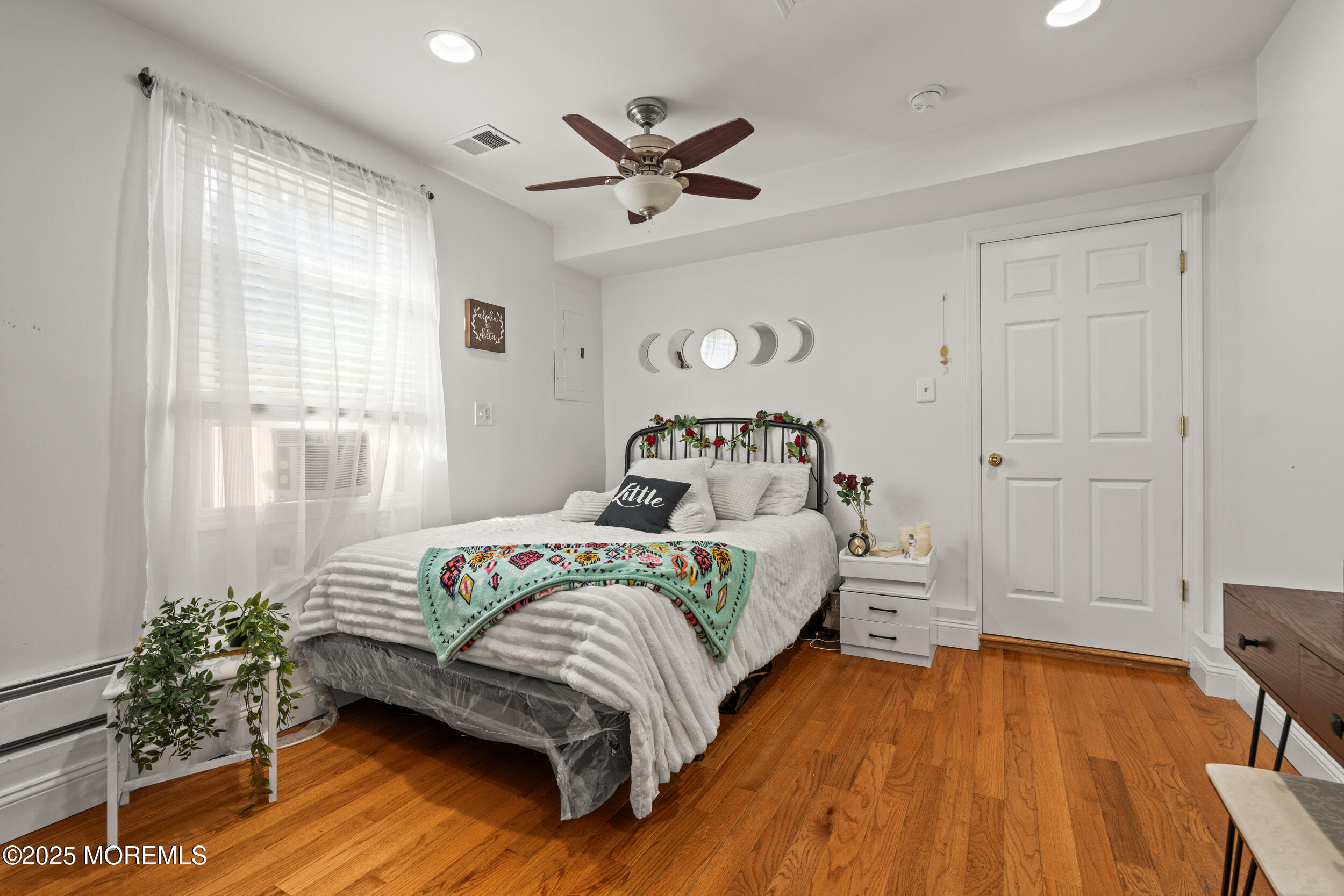 41 Poplar Avenue West Long Branch, NJ 07764 - Photo 17 of 27 025