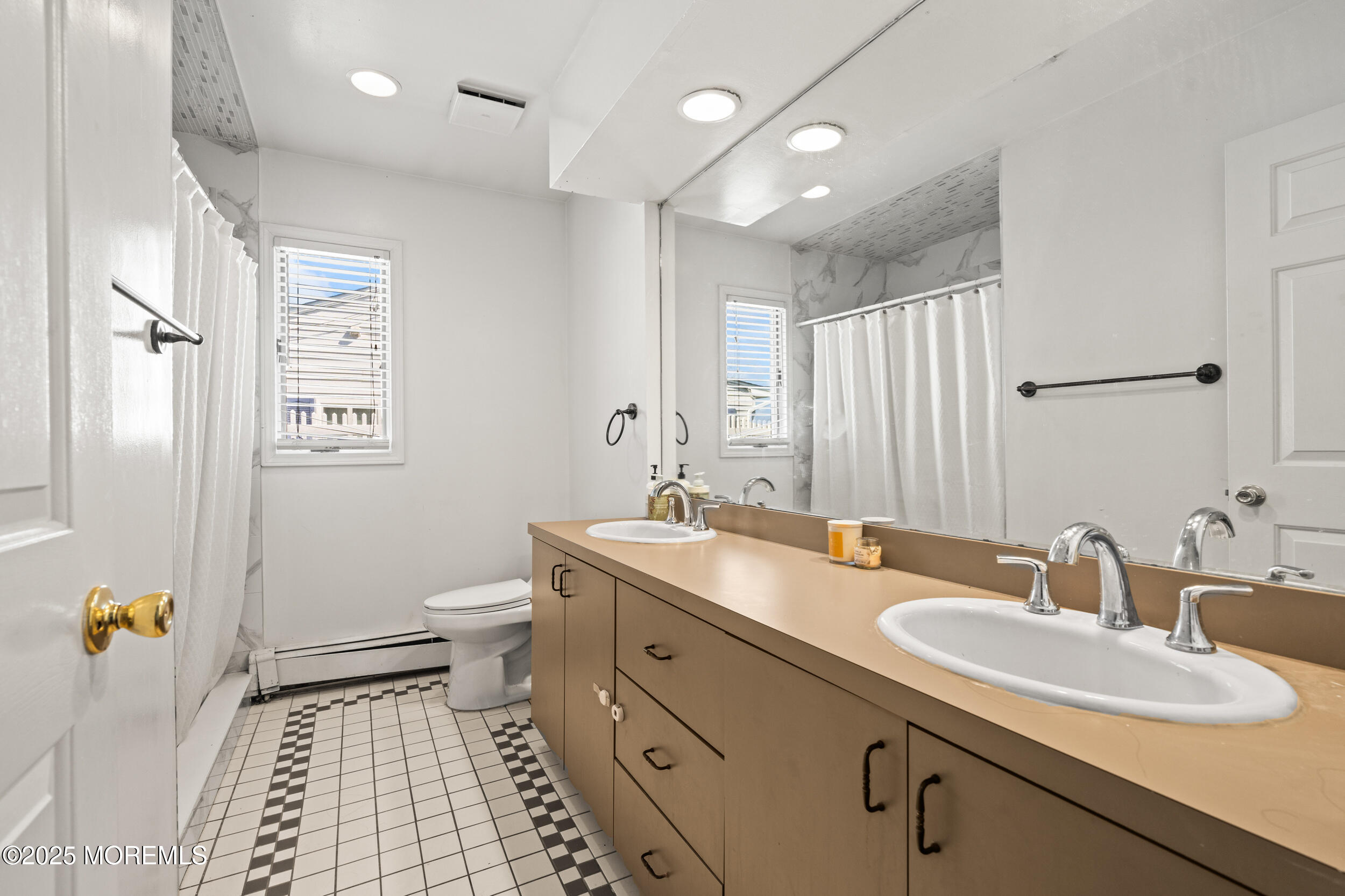 41 Poplar Avenue West Long Branch, NJ 07764 - Photo 25 of 27 035