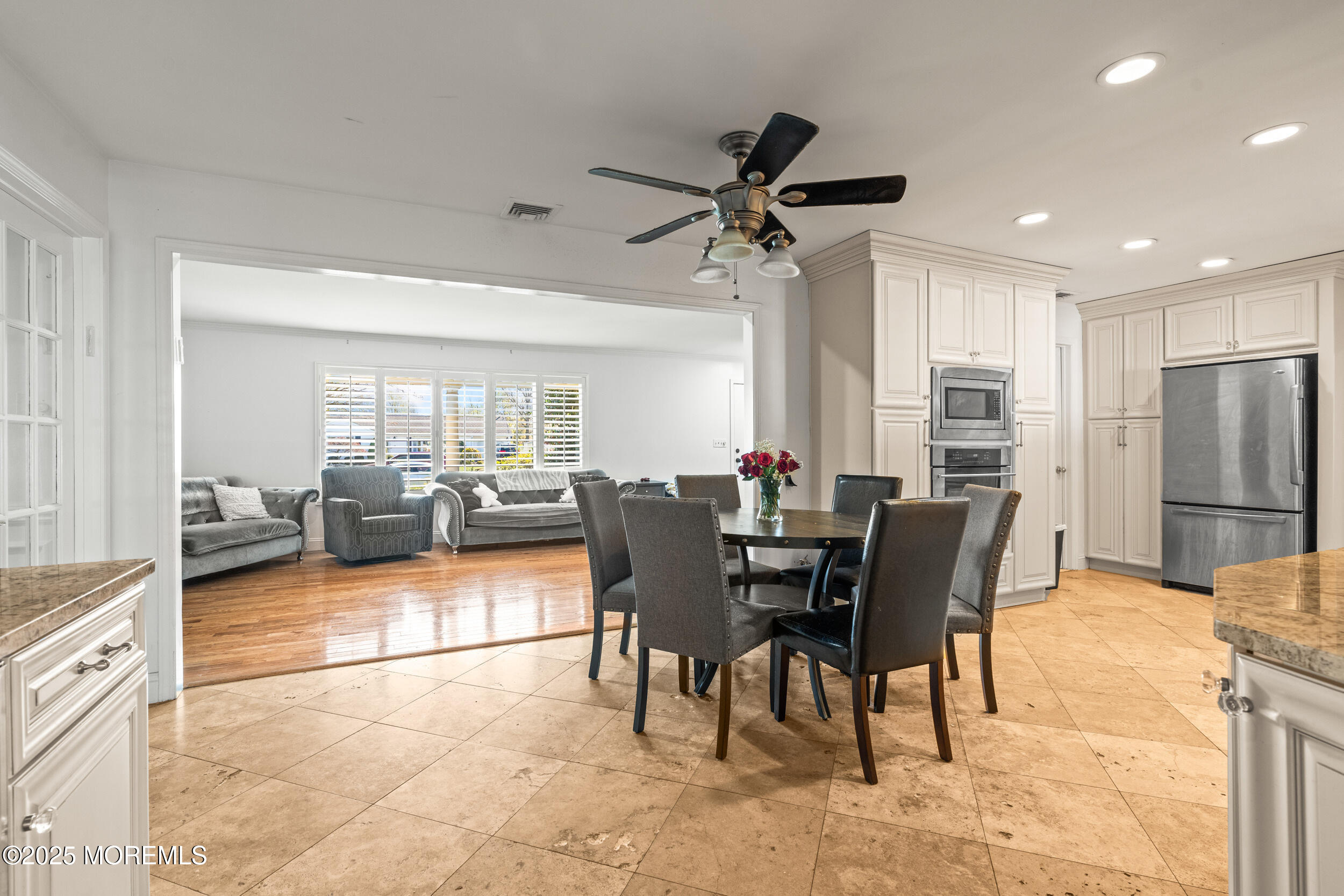 41 Poplar Avenue West Long Branch, NJ 07764 - Photo 5 of 27 020