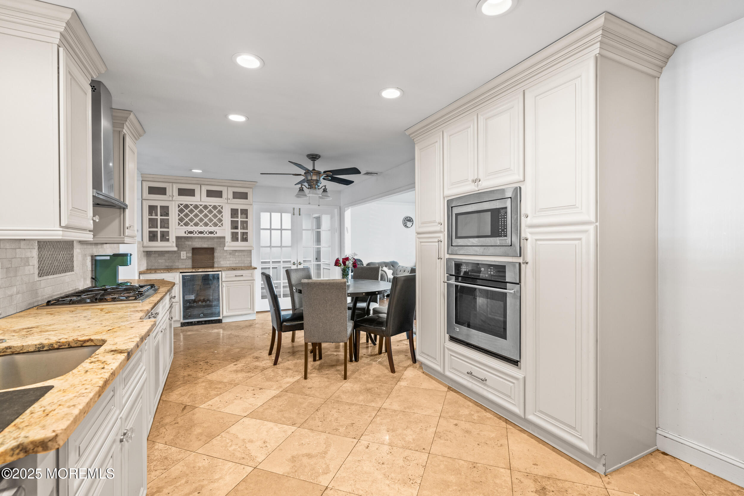 41 Poplar Avenue West Long Branch, NJ 07764 - Photo 7 of 27 018