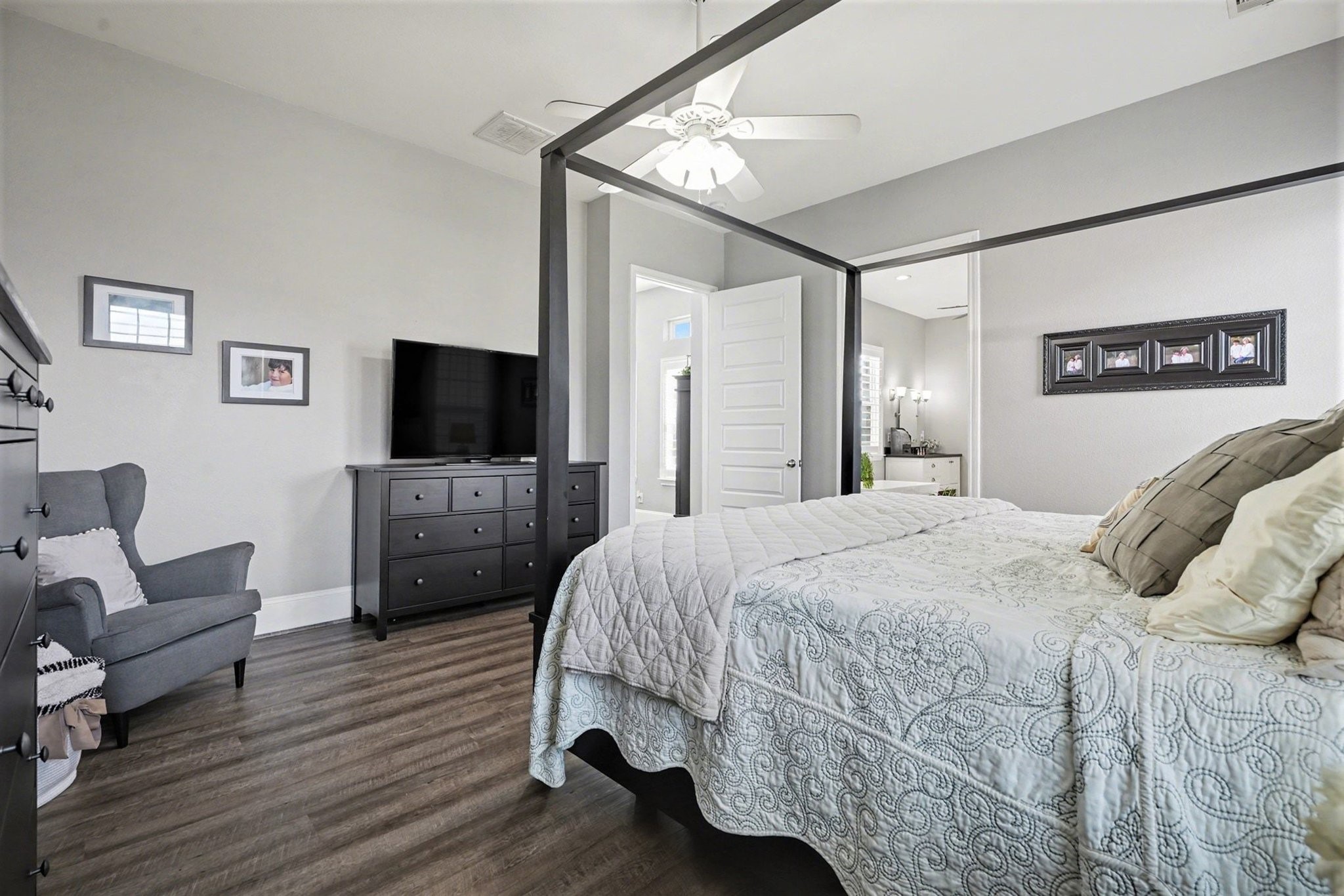 4118 Landon Lane Baytown, TX 77523 - Photo 16 of 47