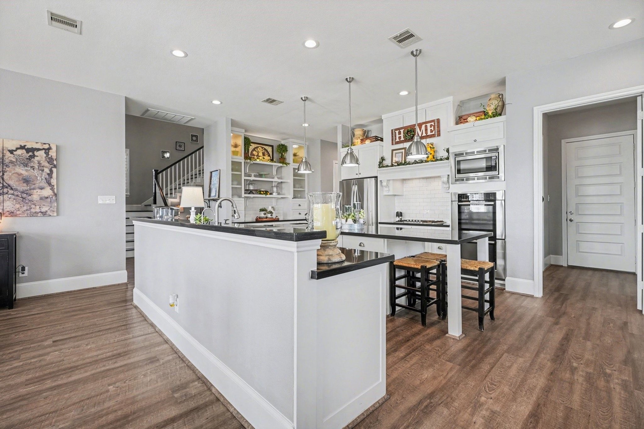 4118 Landon Lane Baytown, TX 77523 - Photo 8 of 47