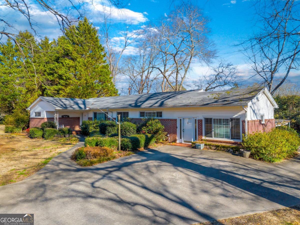 169 Brown Street Hartwell, GA 30643 - Photo 12 of 50