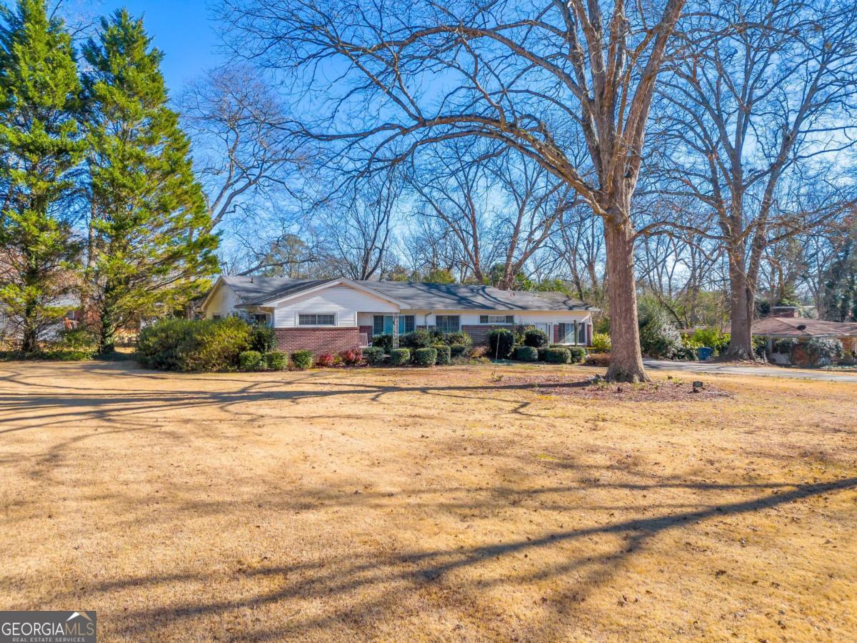 169 Brown Street Hartwell, GA 30643 - Photo 3 of 50