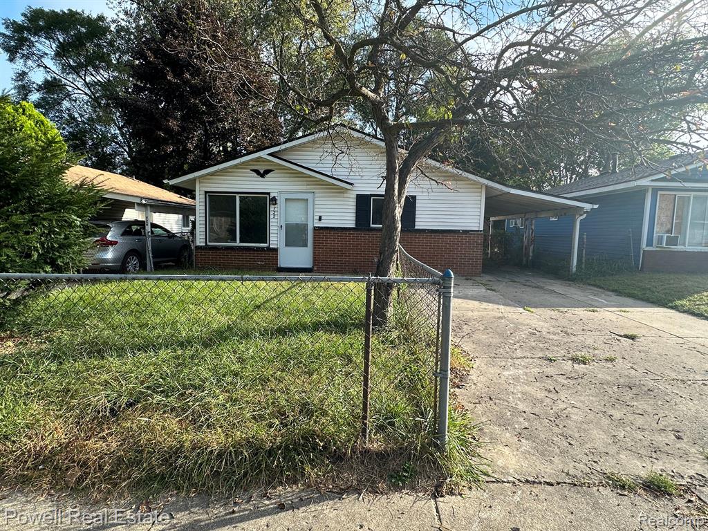 722 Corwin Avenue Pontiac, MI 48340 - Photo 1 of 17
