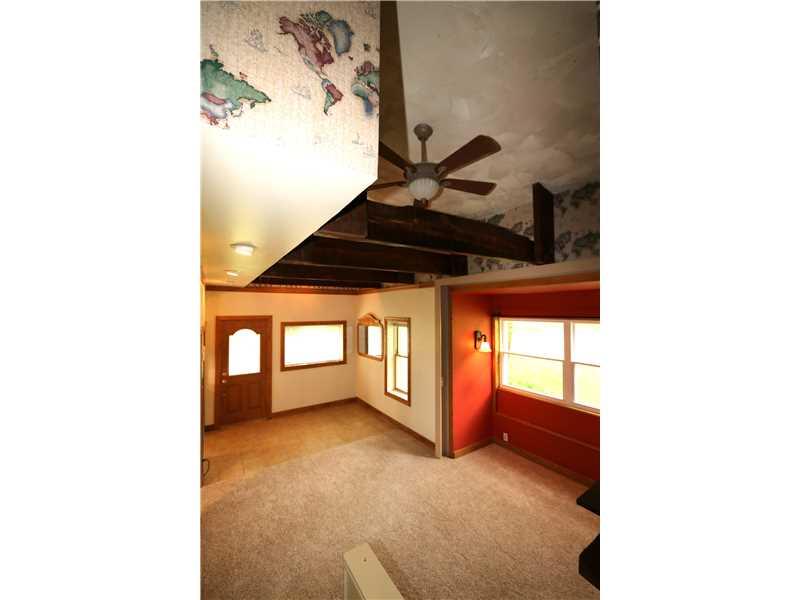 115 Stevenson Road Renfrew, PA 16053 - Photo 2 of 16 Living Room.