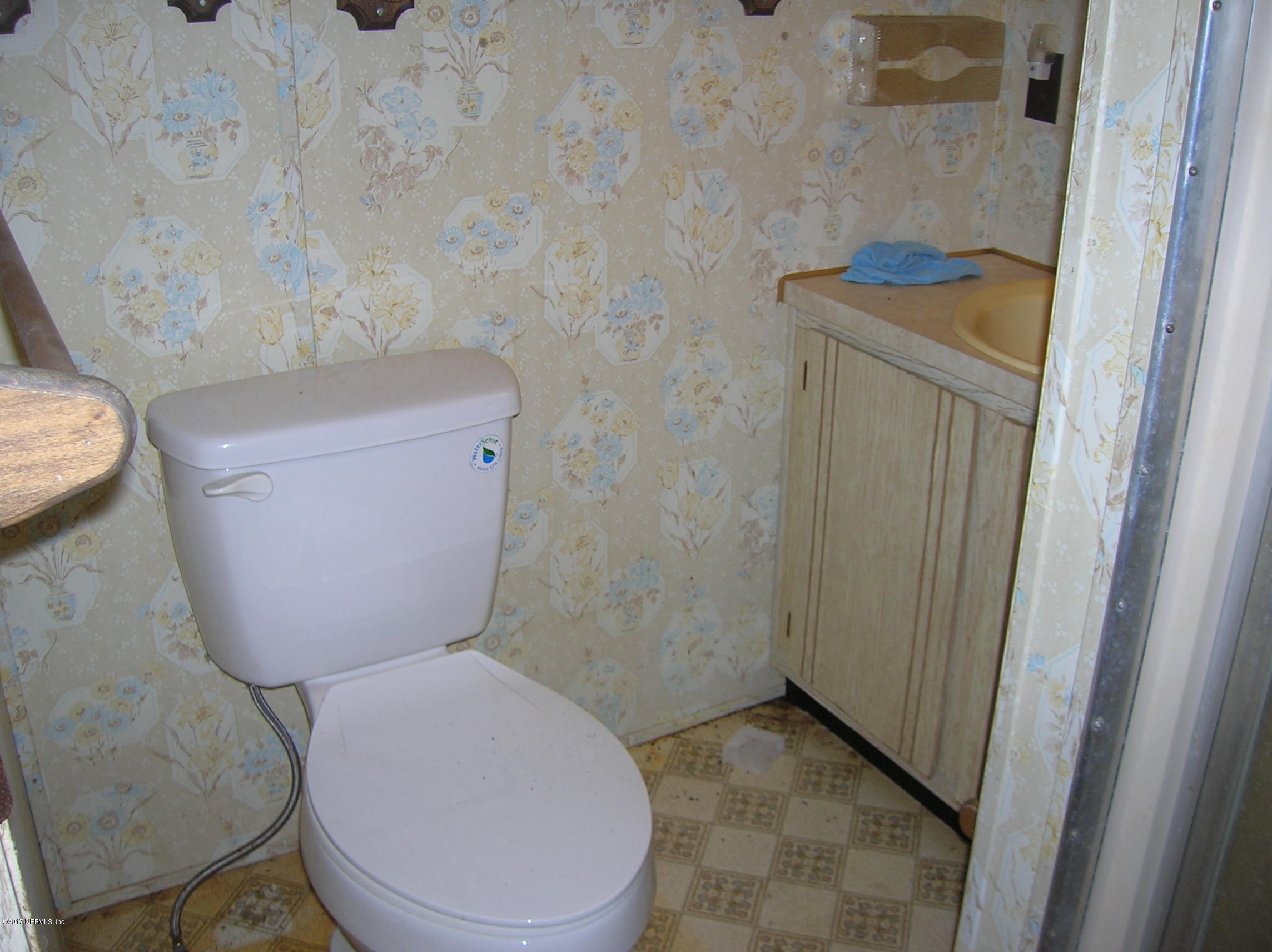 278 Union Camp Road Crescent City, FL 32112 - Photo 19 of 46 Master Bath