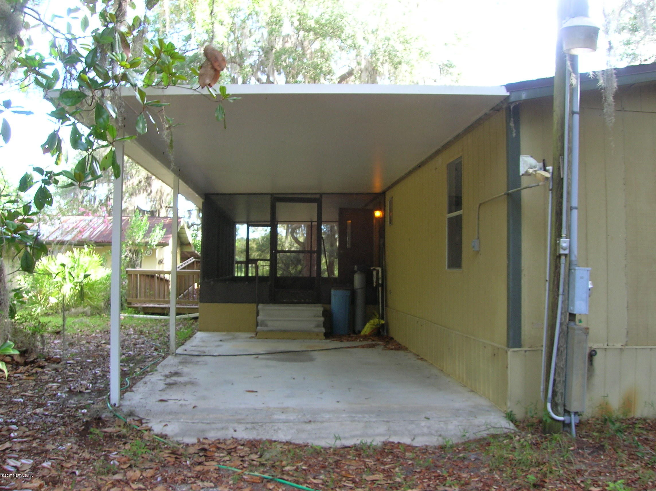 278 Union Camp Road Crescent City, FL 32112 - Photo 26 of 46 Back Patio