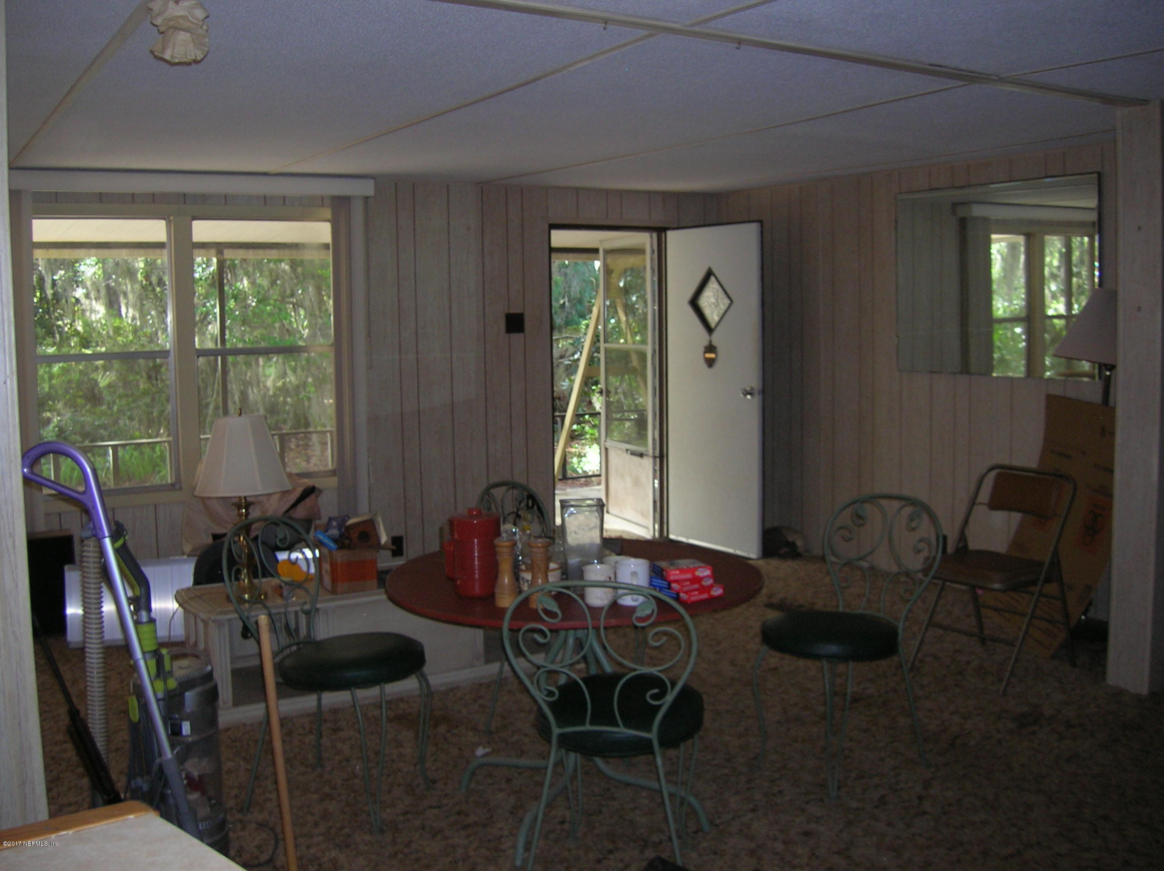 278 Union Camp Road Crescent City, FL 32112 - Photo 10 of 46 Living Area