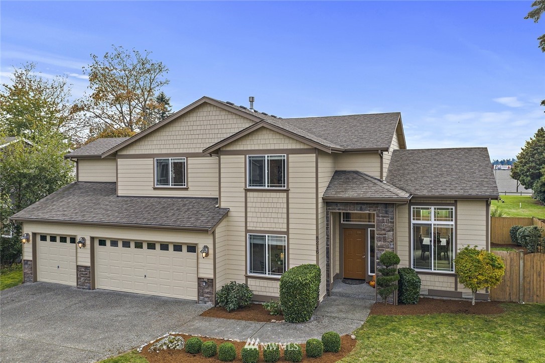 8216 234th Street Southwest Edmonds, WA 98026 - Photo 1 of 32 Gallery Image 1