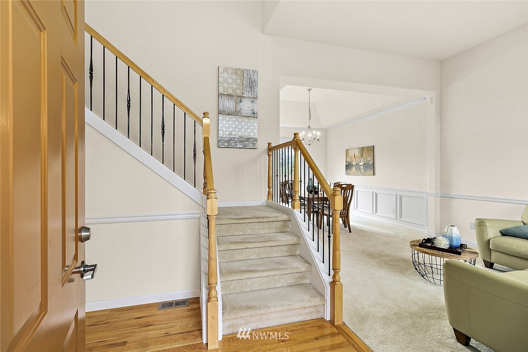 8216 234th Street Southwest Edmonds, WA 98026 - Photo 3 of 32 Gallery Image 3