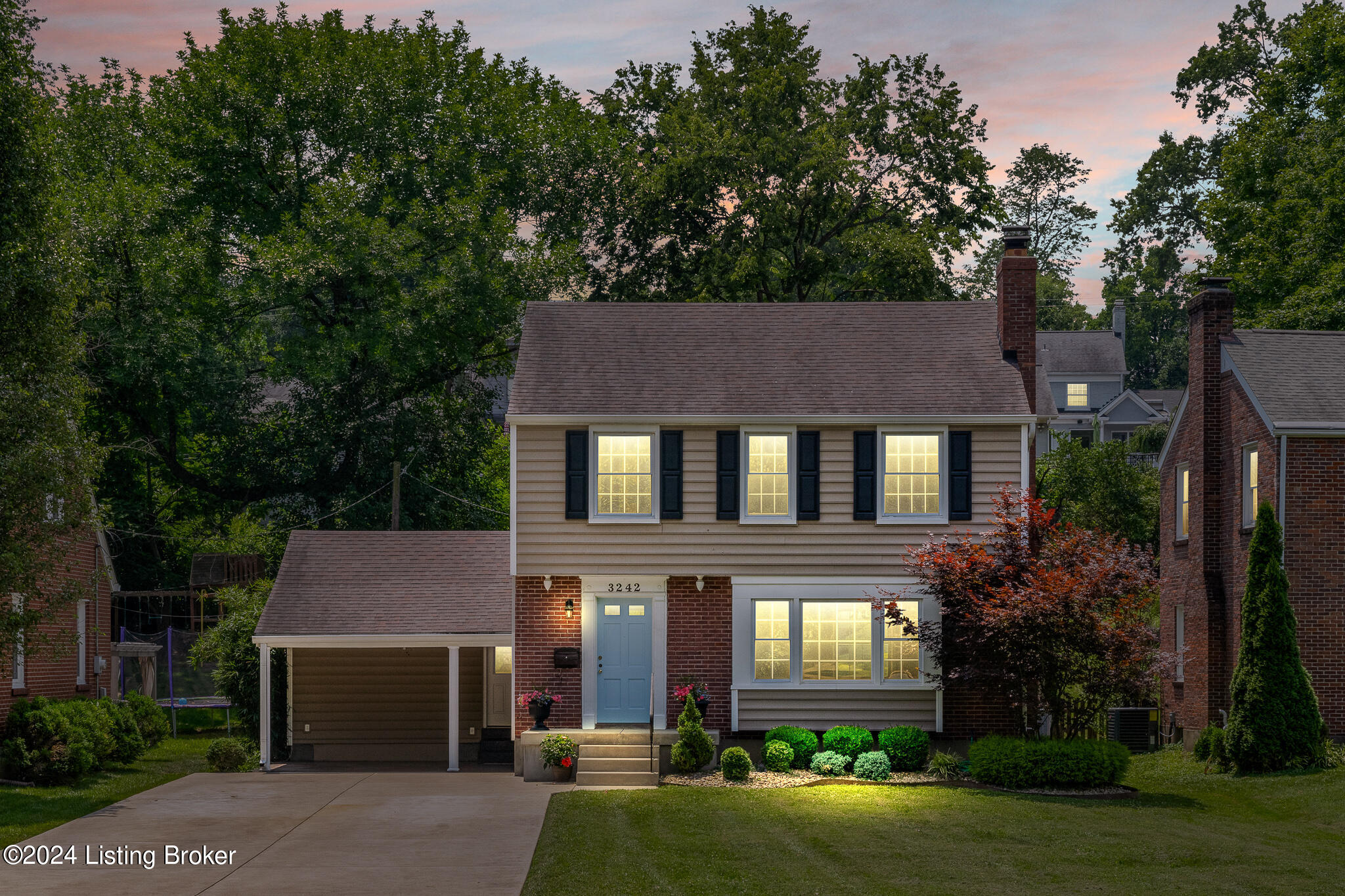 3242 Cross Bill Road Louisville, KY 40213 - Photo 1 of 44 Cross Bill_twilight-1