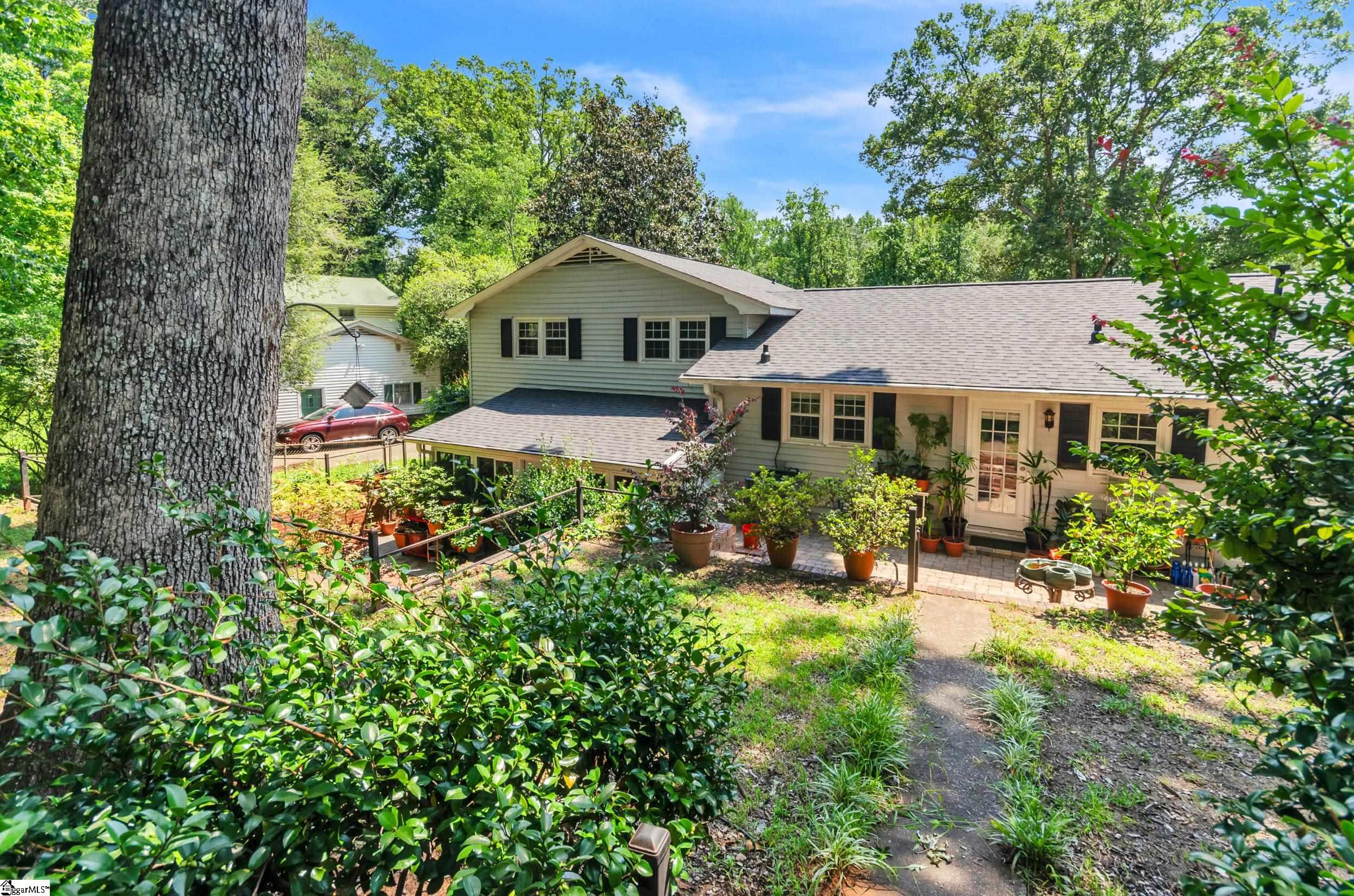 1009 Edwards Road Greenville, SC 29615 - Photo 28 of 36