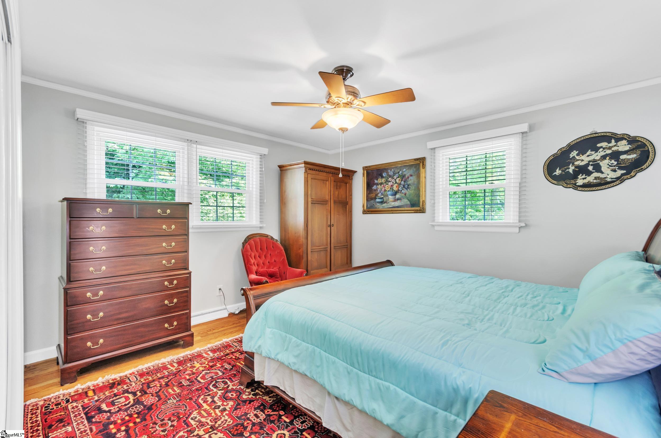 1009 Edwards Road Greenville, SC 29615 - Photo 5 of 36