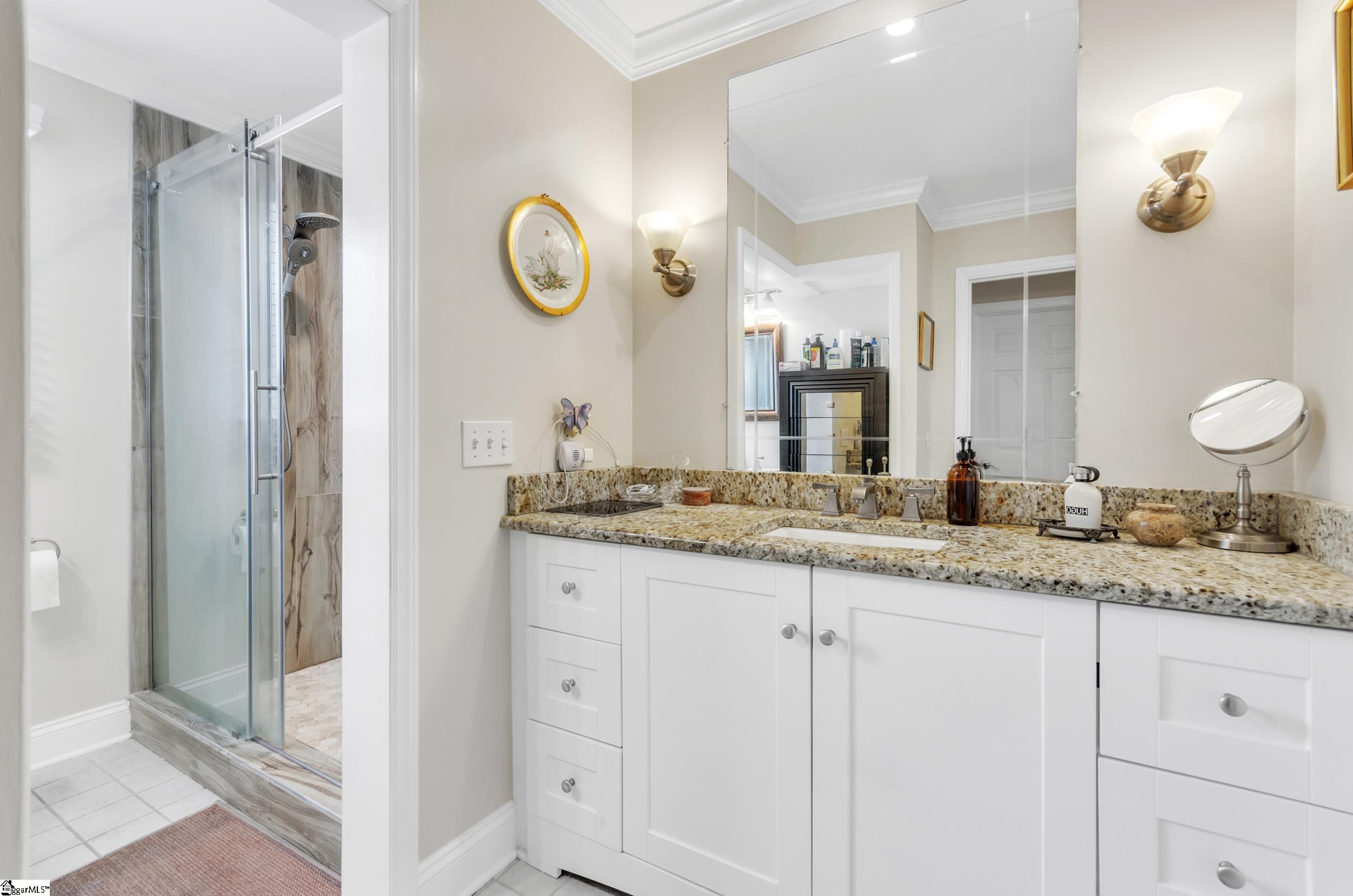 1009 Edwards Road Greenville, SC 29615 - Photo 6 of 36