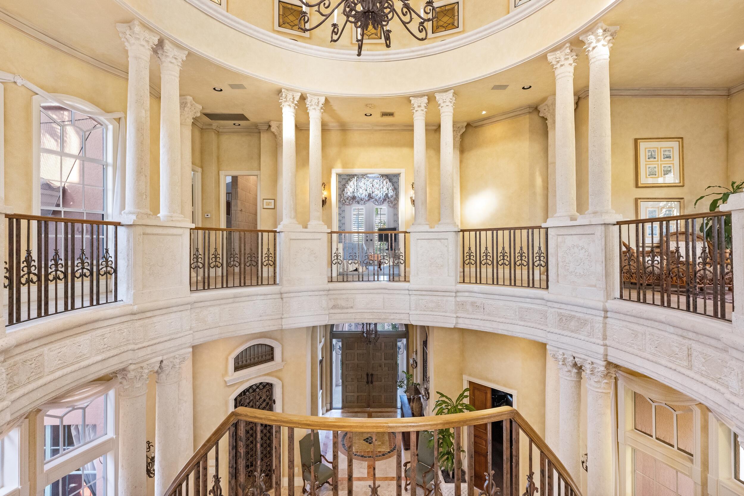 446 Addison Park Lane Boca Raton, FL 33432 - Photo 11 of 43 Second level landing