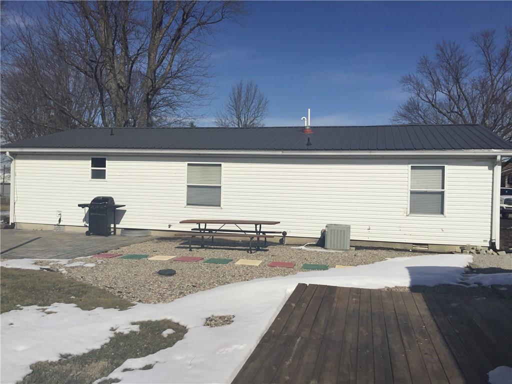 11565 Walters Road Martinsville, IN 46151 - Photo 2 of 10 Gallery Image 2