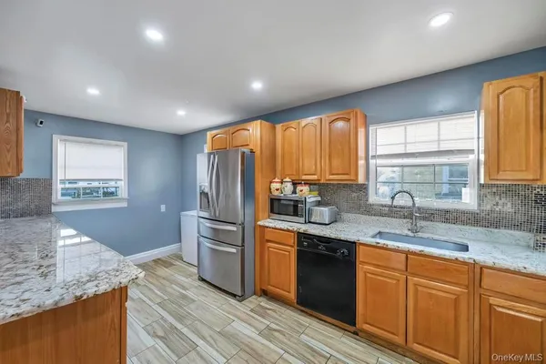 $799,000 | 69 East 8th Street, Huntington Station, NY 11746