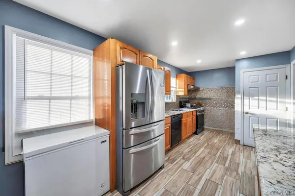 $799,000 | 69 East 8th Street, Huntington Station, NY 11746