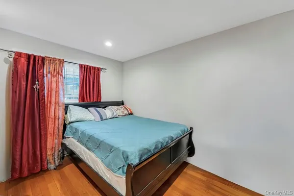 $799,000 | 69 East 8th Street, Huntington Station, NY 11746