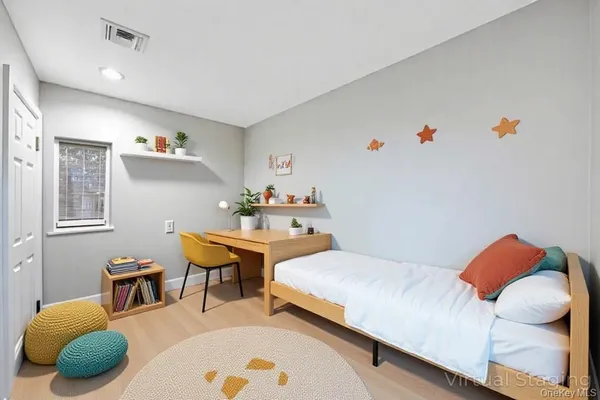 $799,000 | 69 East 8th Street, Huntington Station, NY 11746