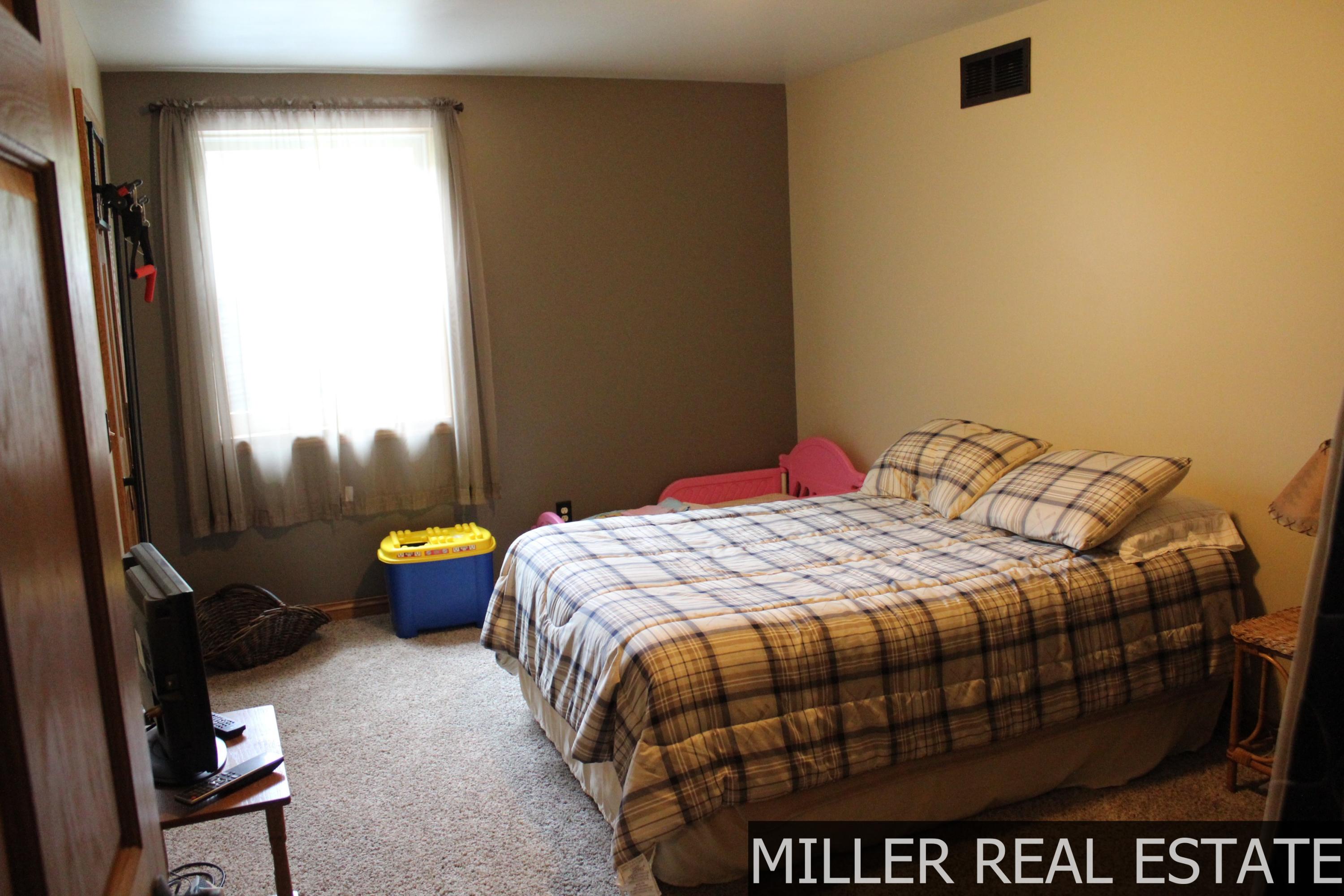 7461 Walters Road Delton, MI 49046 - Photo 9 of 27 IMG_8127