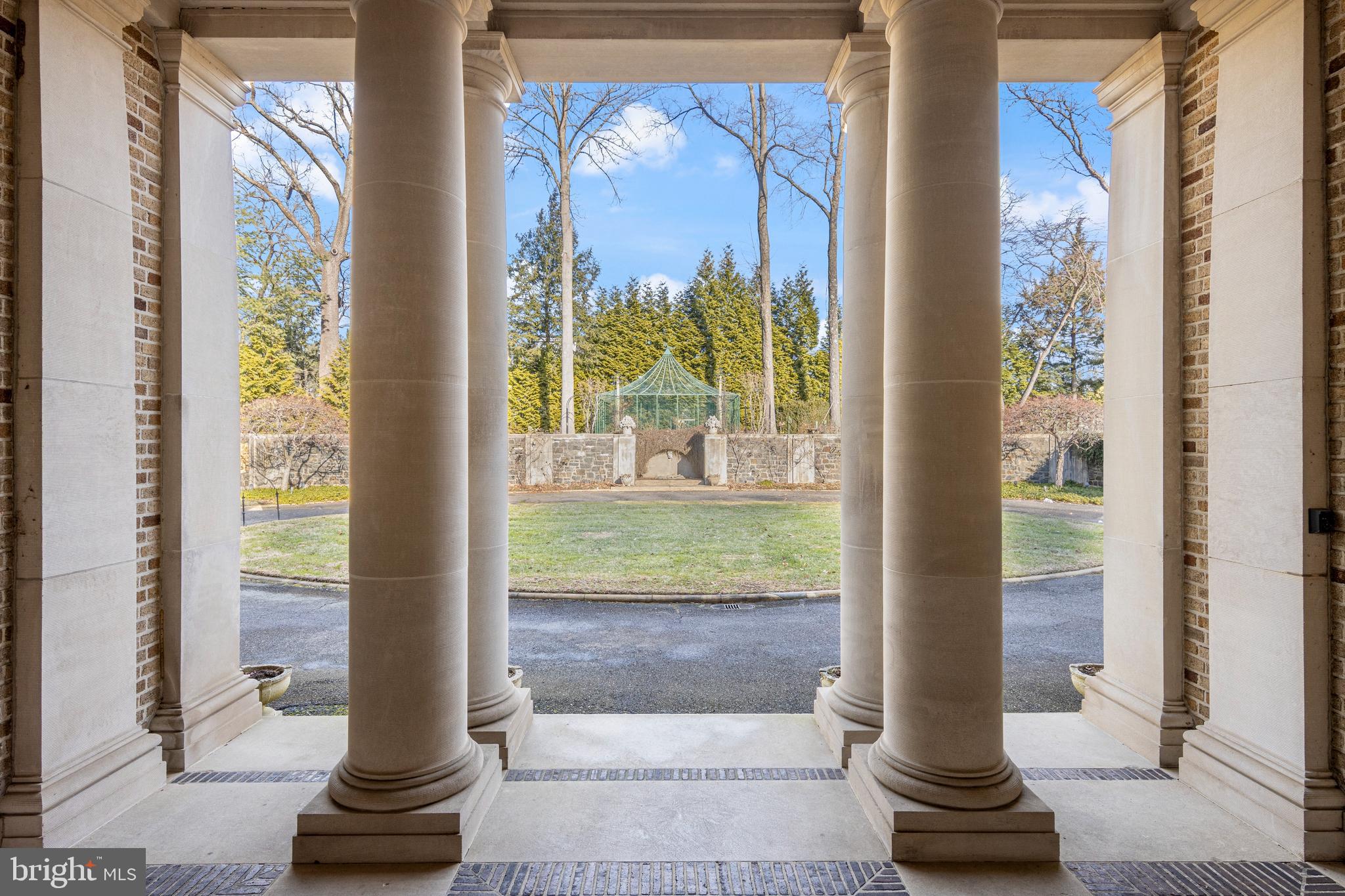 745 Newtown Road Villanova, PA 19085 - Photo 27 of 29 Yard