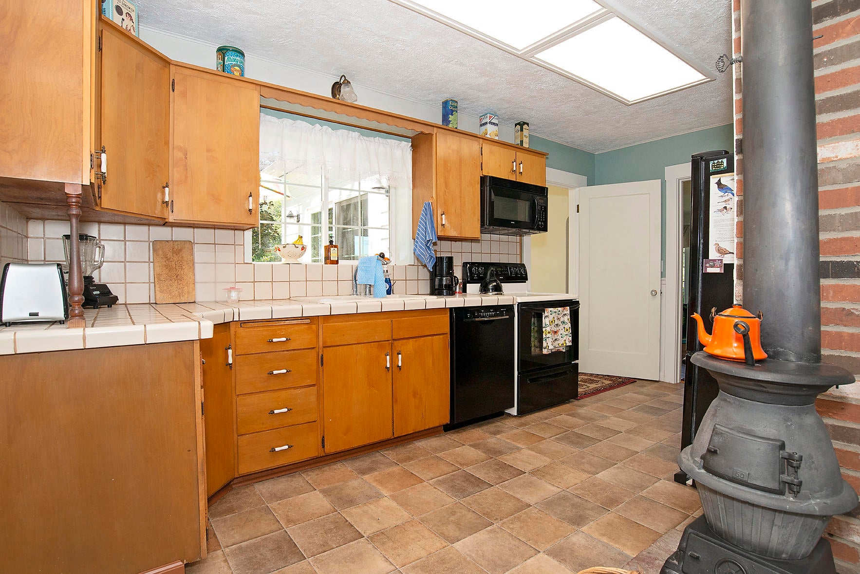 4265 Coleman Creek Road Medford, OR 97501 - Photo 23 of 36 Coleman Creek014