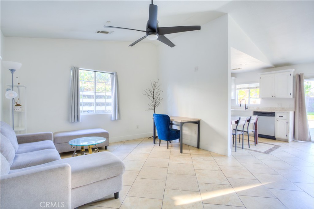 2676 5th Street Riverside, CA 92507 - Photo 11 of 48