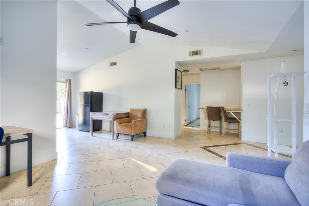 2676 5th Street Riverside, CA 92507 - Photo 12 of 48