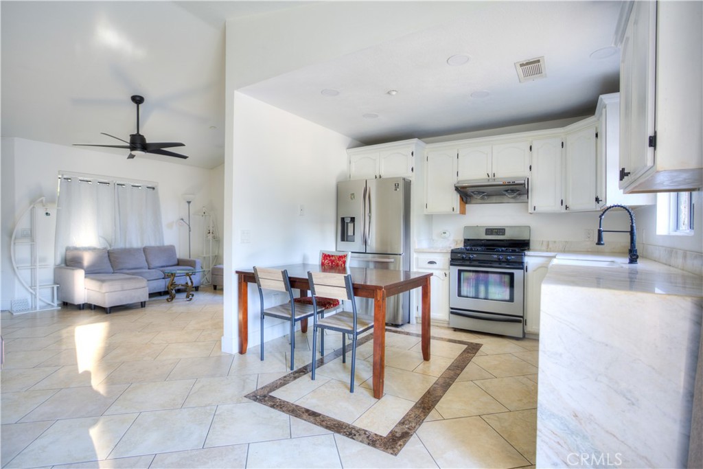 2676 5th Street Riverside, CA 92507 - Photo 15 of 48