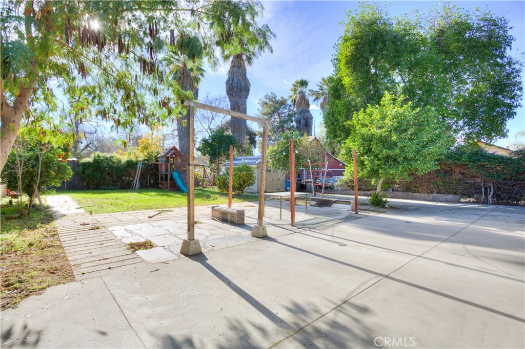 2676 5th Street Riverside, CA 92507 - Photo 45 of 48