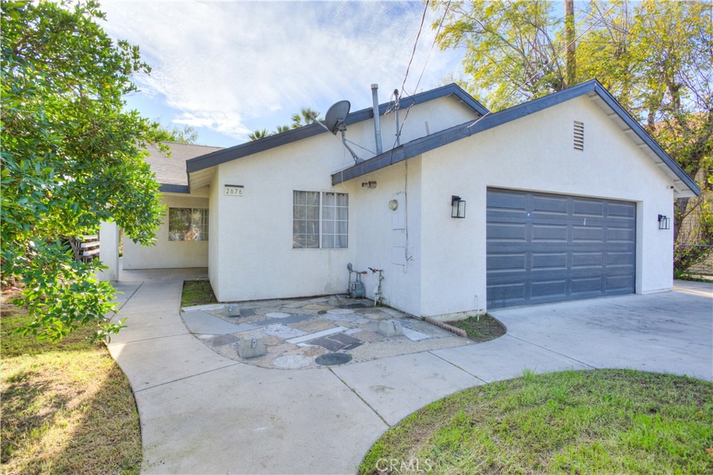 2676 5th Street Riverside, CA 92507 - Photo 5 of 48