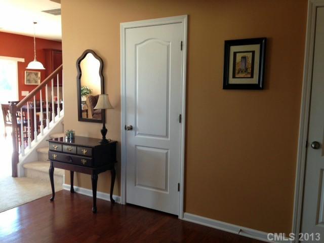 10107 Sunflower Road Charlotte, NC 28278 - Photo 2 of 13