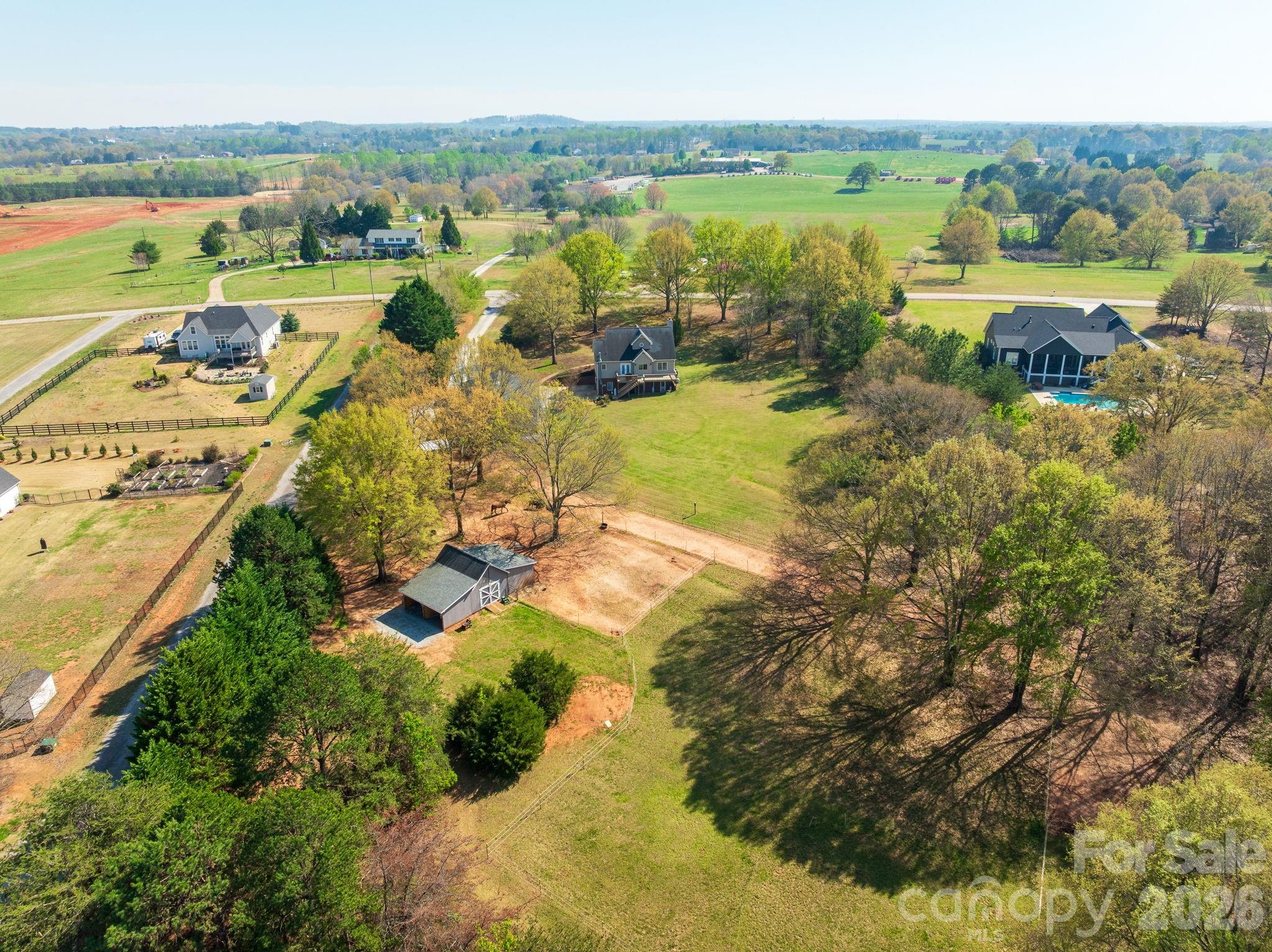 1570 Roddy Road Campobello, SC 29322 - Photo 35 of 38
