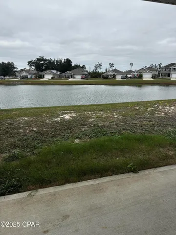 $2,400 | 537 Albert Meadow Lane, Callaway, FL 32404