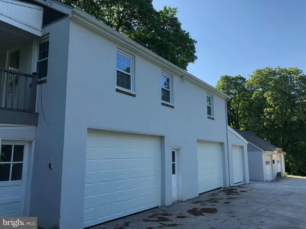 $369,900 | 601 Vincent Street, Spring City, PA 19475