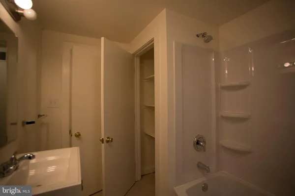 $369,900 | 601 Vincent Street, Spring City, PA 19475